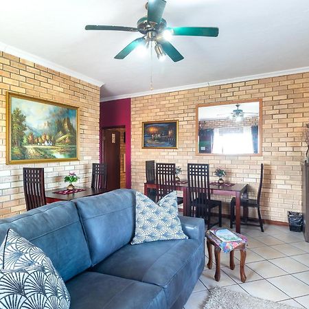 Villa Majestic For Exclusive Accommodation Port Alfred Exterior photo
